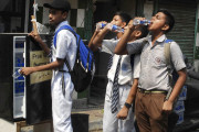 Humidity and heat cocktail makes Kolkata second worst among metro cities, shows CSE report