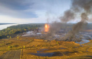 Firefighters dead in huge inferno at gas well