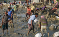Safe drinking water crisis grips Amphan-hit Sharankhola