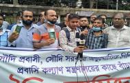 Migrant workers protest for tickets to Saudi Arabia