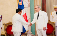 Bangladesh Ambassador Shahidul Islam presents credentials to Dominican President