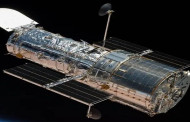 NASA, SpaceX study boosting Hubble to extend its lifespan