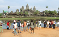 Cambodia announces phased reopening to vaccinated tourists