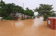 Flash flood leaves 20,000 people marooned in Kurigram
