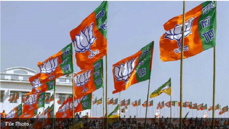 Major reshuffle in West Bengal BJP unit, Chandra Bose shunted out