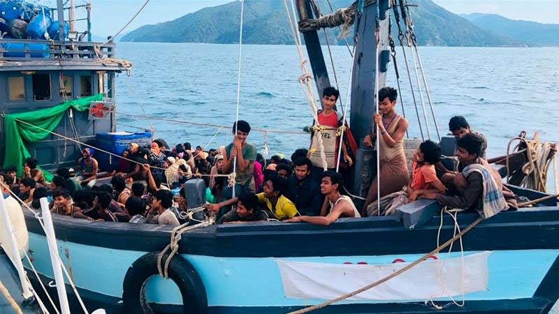 Malaysia detains 269 Rohingyas; body found in damaged boat