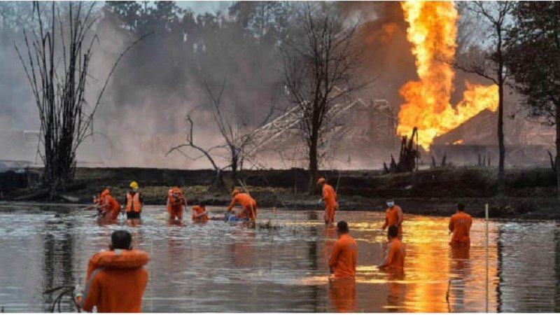 Assam oil field blaze likely to rage for 3 more weeks, CM orders high-level probe |10 points