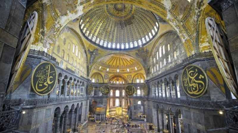 Hagia Sophia: Turkey turns iconic Istanbul museum into mosque