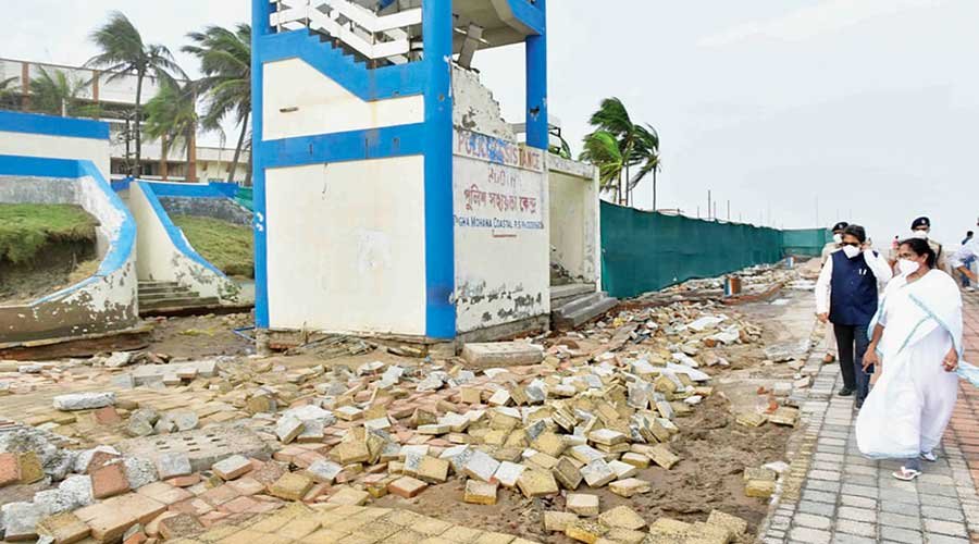 CM expresses dissatisfaction with ‘poor quality’ of development work in Digha