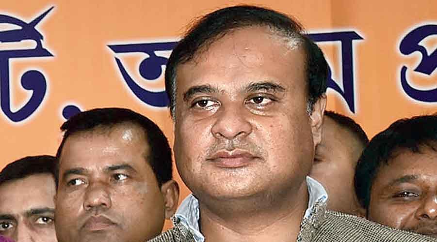 Assam CM directs police to clear pending cases by March next year