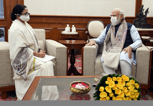 Mamata invites Modi to inaugurate West Bengal business summit