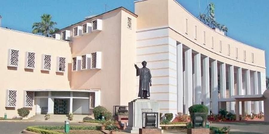 Odisha: State Assembly begins amid noisy scenes