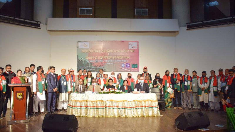 Russian House celebrates 50th anniversary of Bangladesh's victory