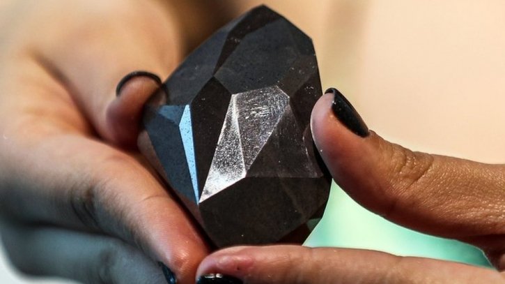 Billion-year-old black diamond sells for $4.3mn