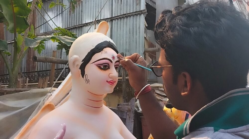 Saraswati Puja in Tripura: Idol makers stare at low sales