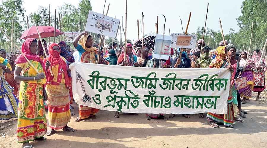 Deocha Pachami land losers’ event on hold after tribal people protest