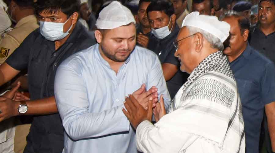 Bihar: Janata Dal United sends iftar invite to Lalu Prasad family