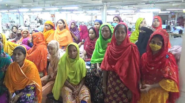 Workers remain in Gazipur factory since Saturday night demanding salary-bonus