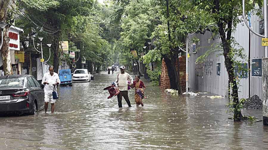 Cyclone Asani: Tide moderate in Hooghly river, water flows fast