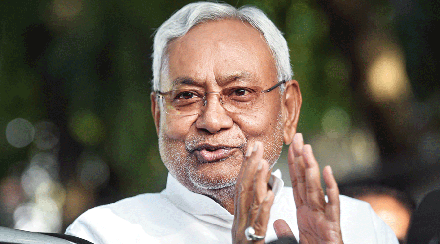 Bihar: Minister’s jibe at ‘thieves’ and Nitish’s plan