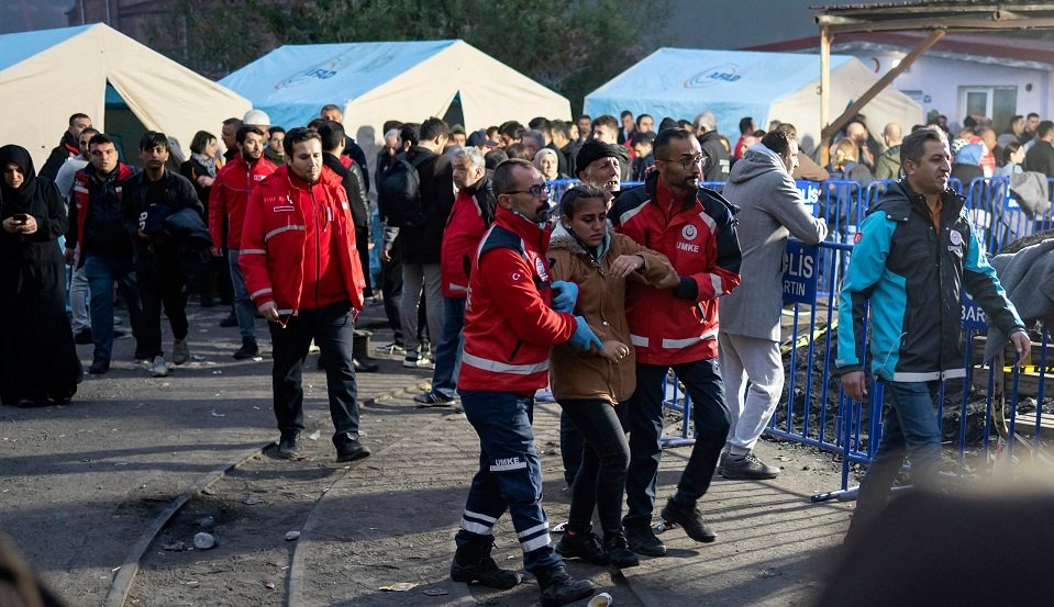 Death toll hits 40 in Turkey mine blast, one still missing