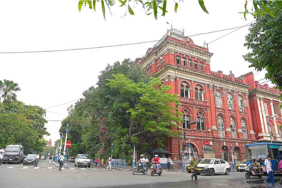 Plea to chief minister to declare heritage zones in Kolkata