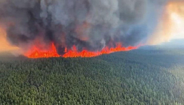 Fires intensify in Canada, could last 'all summer'