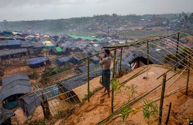 Japan provides $500,000 to Cyclone-affected Rohingyas, host communities through IOM