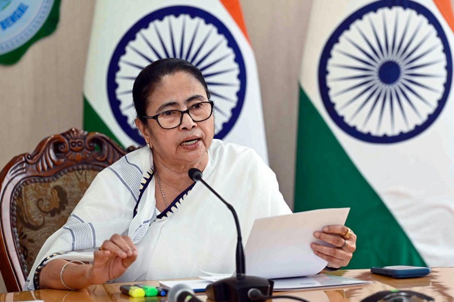 Mamata announces transfer of funds to bank accounts of 21 lakh unpaid MGNREGA workers in Bengal