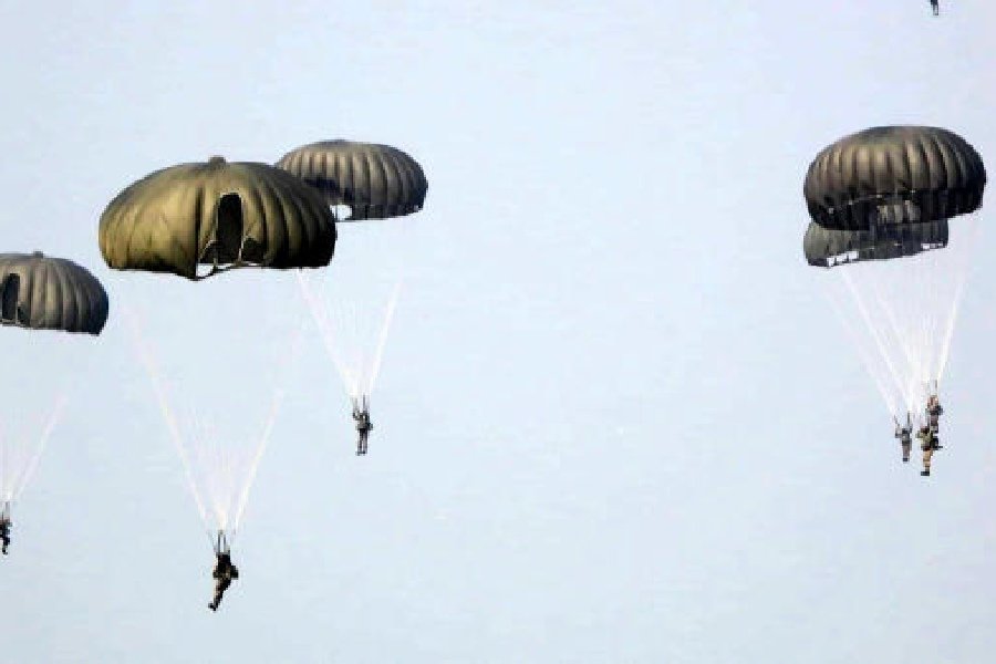 Indian army holds 'Exercise Devil Strike,' a large-scale air exercise in north Bengal