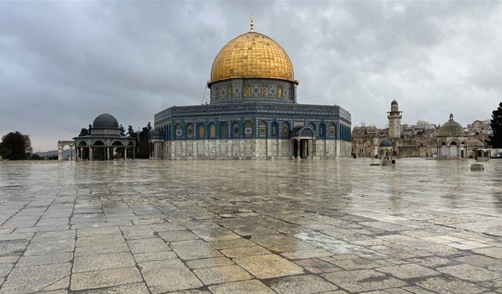 Israel bars Palestinians from Al-Aqsa for Friday prayer for 4 months
