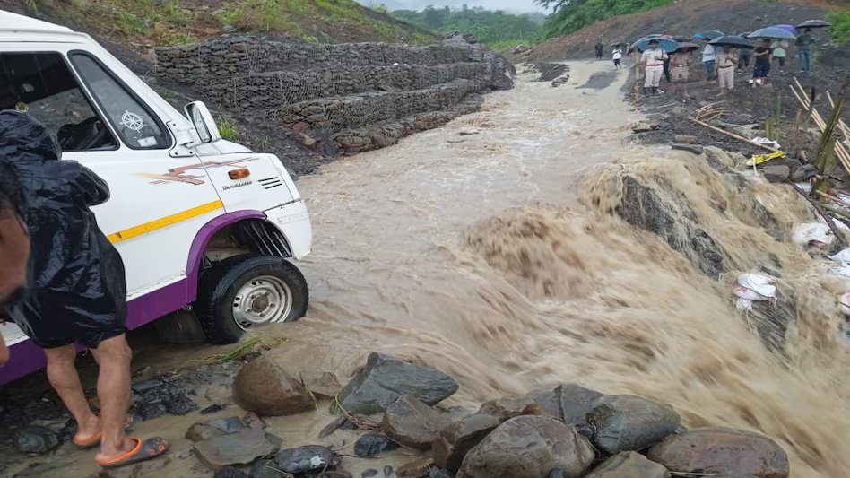Multiple landslides in Dima Hasao, Lumding-Silchar railway line impacted
